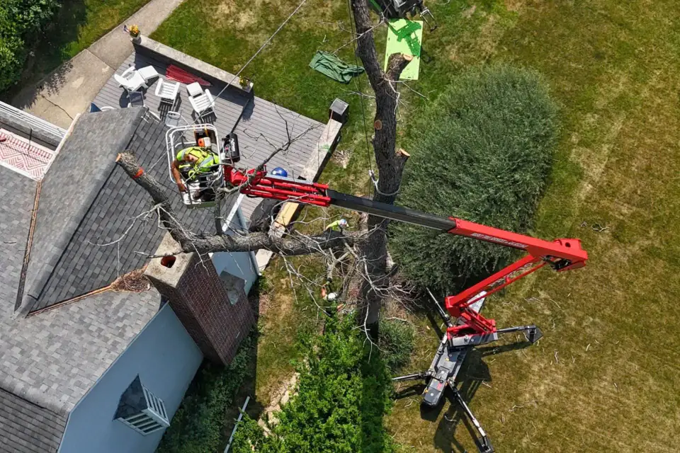 72 Foot Tracked Spider Lift