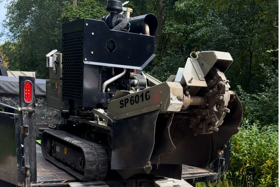 Carlton Stump Grinder